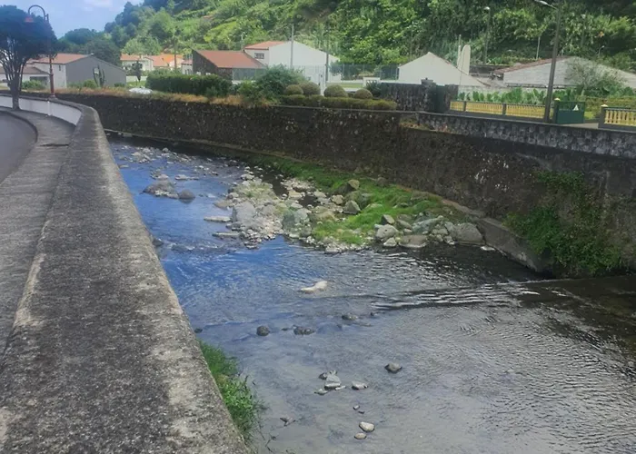 Casa Do Monte Tatil Evi
