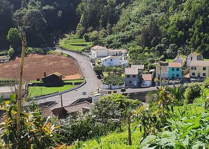 Casa Do Monte Faial da Terra